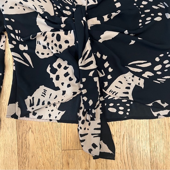 DYNAMITE | Deep V-Neck Blouse - Picture 7 of 16